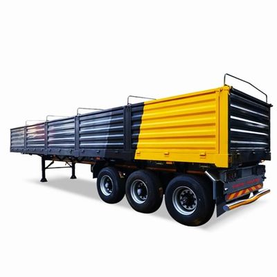 Semiremolque para transporte de carga a granel con pared lateral alta y varios ejes en pared lateral de caída