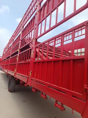 Carga útil máxima 30000 kg Semirremolque de doble cubierta para animales, aves de corral y ganado con 3/4 ejes