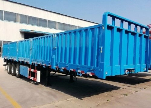 3 Ejes Caída Pared lateral Semi-remolque adecuado para el transporte de carga Diseño de cercas