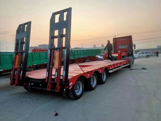 Semi-remolque con cuello de ganso de 3 ejes para carga útil de 60TON y material de acero pesado