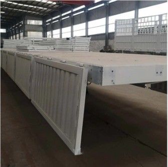 Semiremolque de 3 ejes tipo plano de pared lateral de cerca lateral para el transporte de carga y ganado