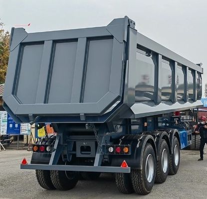 Remolque de camión 3/4 Eje 24-55CBM Remolque trasero con tecnología avanzada