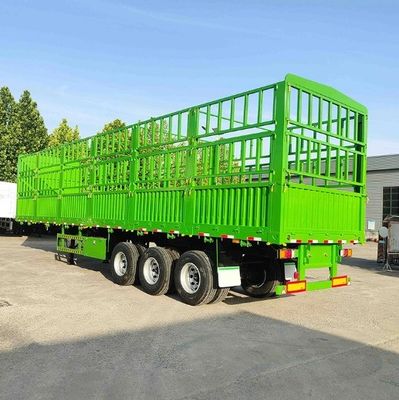Semi-remolque de 28 t con cerca lateral de 3 ejes WS para el transporte de animales
