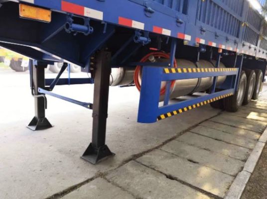 80T Remolque cerrado con pared lateral para el transporte de mercancías a granel