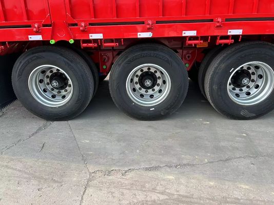 Remolque de camión para el transporte de ganado de 3 ejes 20-40 toneladas de altura Semi-remolque de cerca