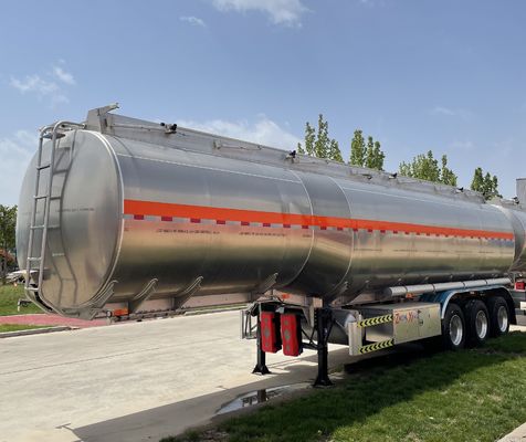 WS Shandong personalizar 55cbm camión de combustible remolque en África con carga útil máxima de 60 toneladas