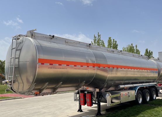 WS Shandong personalizar 55cbm camión de combustible remolque en África con carga útil máxima de 60 toneladas