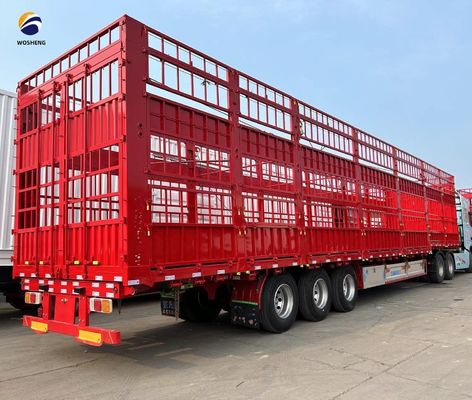 Semi remolque de cerca alta de 3 ejes para el transporte de vacas de ganado con borde 8.5-20 y duradero