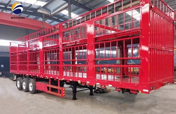Semi remolque de cerca alta de 3 ejes para el transporte de vacas de ganado con borde 8.5-20 y duradero