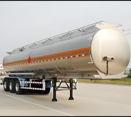 Descuento 3 Eje 4 Eje 36000-50000 Litros Tanque de aceite de combustible Semirremolque de Wosheng