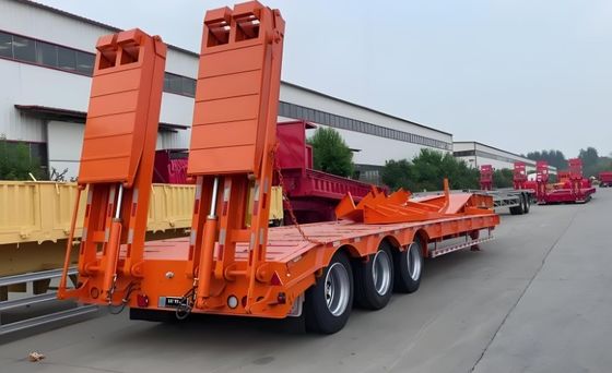 Remolque de contenedores de lecho bajo para cargas de 40T-100T 13/16/20 toneladas Eje Q345B / T700 viga de acero