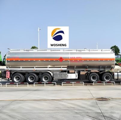 Semiremolque para tanque de combustible de 4200L hecho de acero al carbono, acero inoxidable o aleación de aluminio
