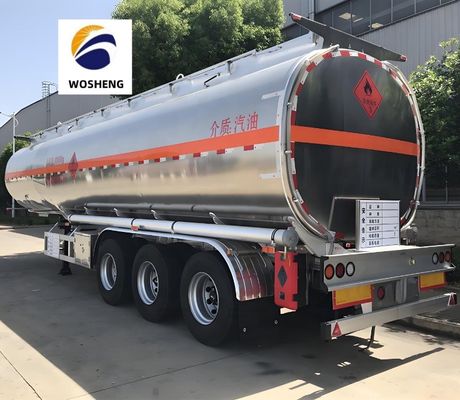 Semiremolque para tanque de combustible de 4200L hecho de acero al carbono, acero inoxidable o aleación de aluminio