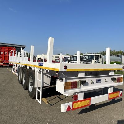 Semiremolque de columna lateral con cama plana diseñado para el transporte de contenedores de madera y acero