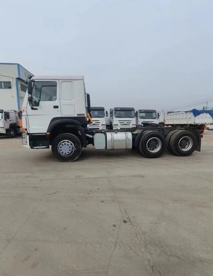 Sinotruk HOWO 6X4 Tractor Truck Head Dirección izquierda para el mercado africano