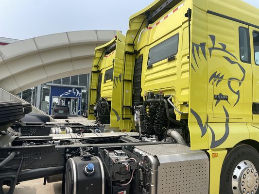 31 40T Sinotruk HOWO Contenedor Carga Remolque Tractor Corazón de camión con 380HP 400HP 420HP