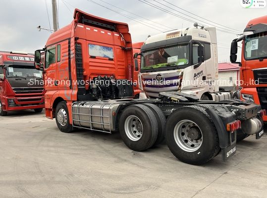 4 6L Capacidad del motor Camiones de tracción ligeros usados para un transporte suave y fácil