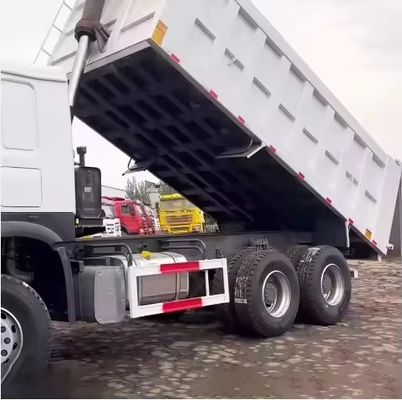 Construcción urbana Muck transporte camión de basura usado 336HP HOWO con 3 pasajeros