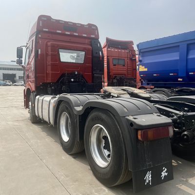 Camiones usados ligeros de tractor de bajo precio con cámara trasera de 360 ° y asequibles