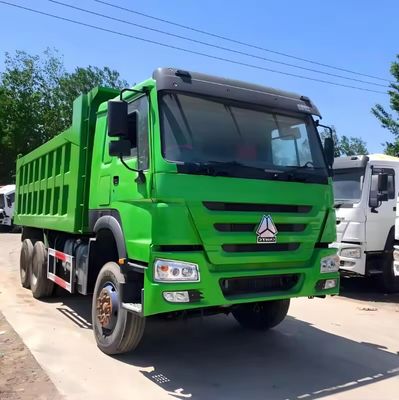HOWO 6X4 camión de segunda mano para minería a Rusia ventana manual y tanque de carga 5.3-6.2M