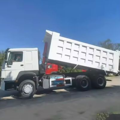 HOWO 6X4 camión de segunda mano para minería a Rusia ventana manual y tanque de carga 5.3-6.2M