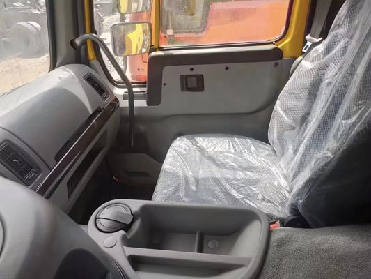 Transmisión manual Sinotruk HOWO 371hp 6*4 Camión de cabeza de tractor con ventana automática