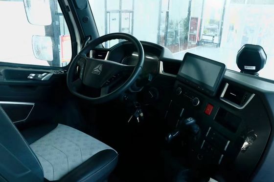 570hp Sinotruk Huanghe X7 4X2 Euro 6 Suspensión aérea Transmisión automática Camión tractor