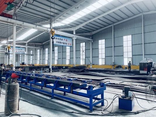 Semi-remolque de transporte de vehículos de acero de 2 o 3 ejes transportador hidráulico de vehículos con neumáticos 12R22.5